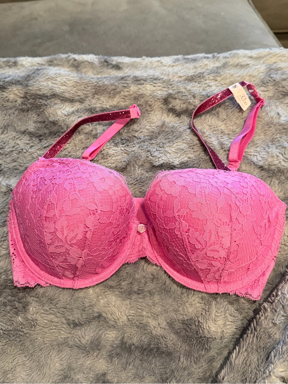 NWT Victoria Secret Pink Lace Push-Up Bra, 32DD